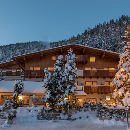 Hotel Pettneuerhof Pettneu am Arlberg Exteriér fotografie