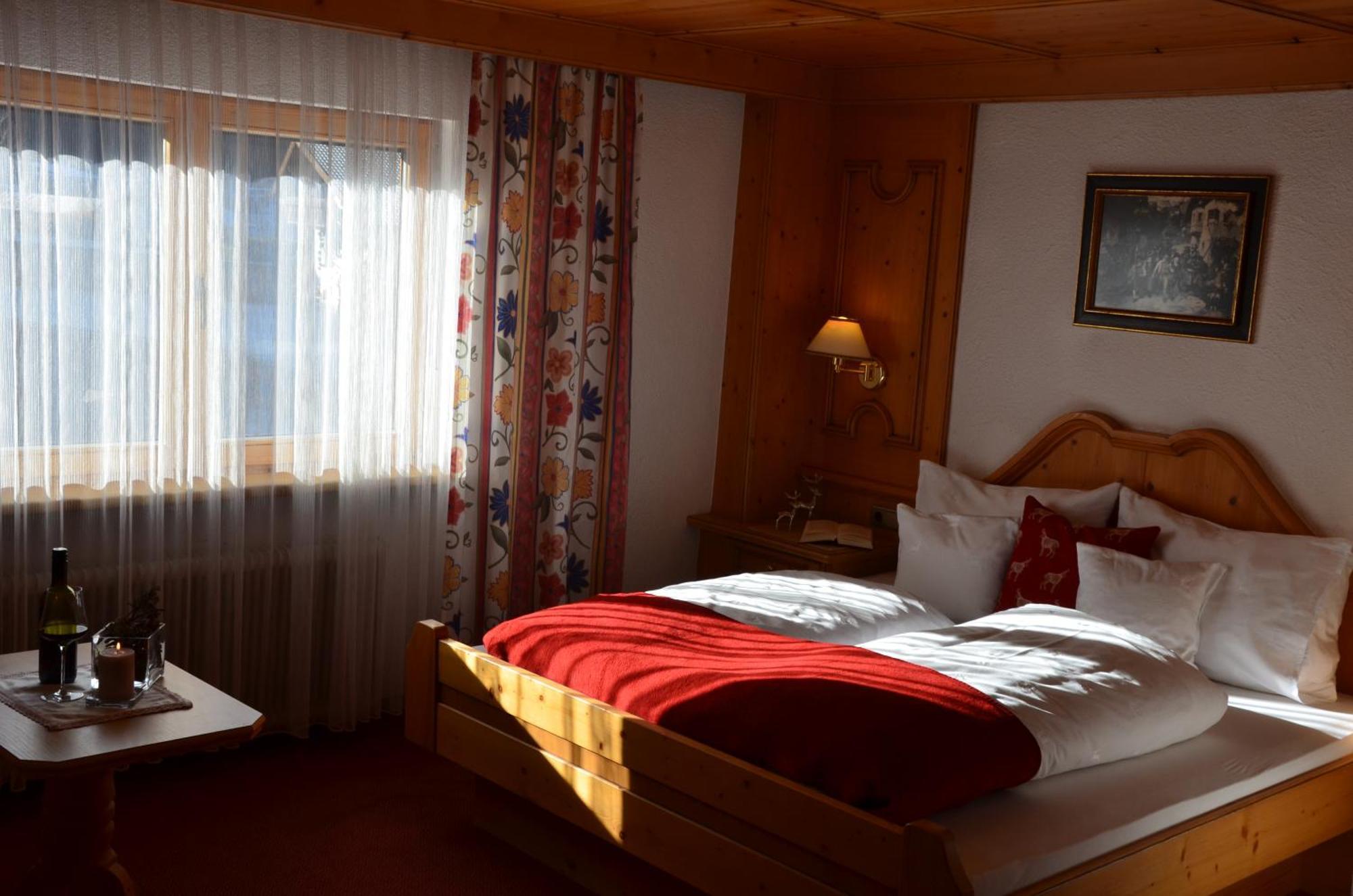 Hotel Pettneuerhof Pettneu am Arlberg Exteriér fotografie